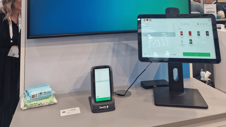 MPOS and tap on screen - EuroCIS - Fiftytwo